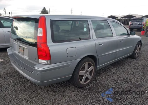 2006 Volvo V70 R from USA, damaged, VIN YV1SJ527X62589658